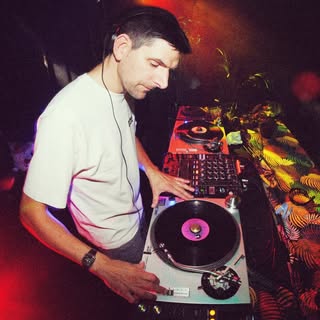 DJ Taoking