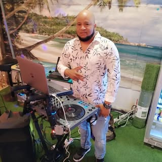 DJ Junior Catadol