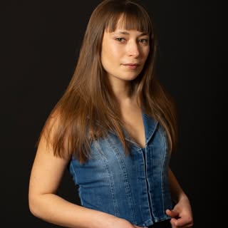 Nesrine Tkitek